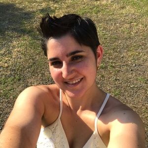 Meet your Posher, Evy